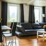 아파트 Ks - 3 Schlafzimmer Mit 6 Einzelbetten In 빌레펠트