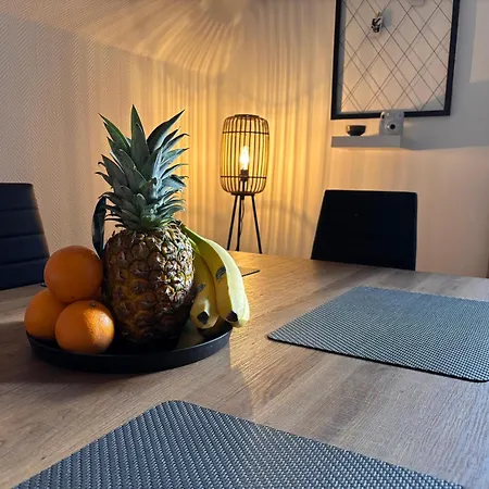 Apartment Ks - 3 Schlafzimmer Für 6 Personen In Bielefeld