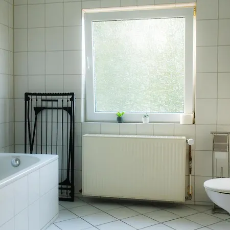 Ks - 3 Schlafzimmer Mit 6 Einzelbetten In *